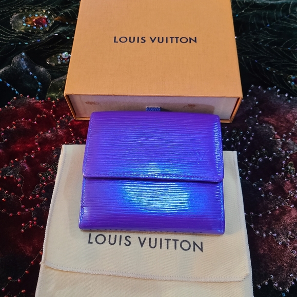 Louis Vuitton EPI Chrome Wallet - Picture 15 of 15